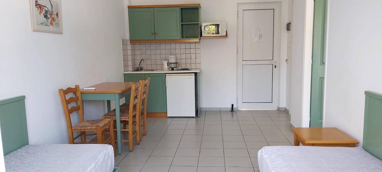 Andromeda Hotel Apartments Псалиди Екстериор снимка