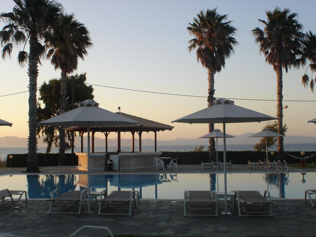 Andromeda Hotel Apartments Псалиди Екстериор снимка